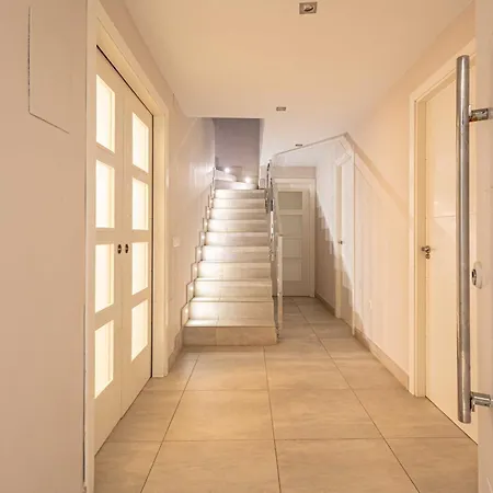 וילה Monaco, Beachfront, Private Swimming Pool 30m From The קוניל דה לה פרונטרה