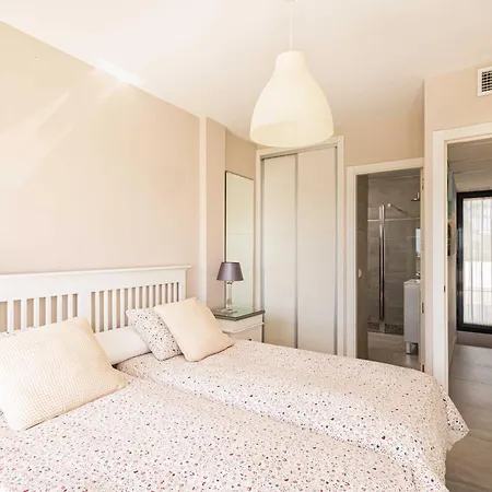 Monaco, Beachfront, Private Swimming Pool 30m From The וילה