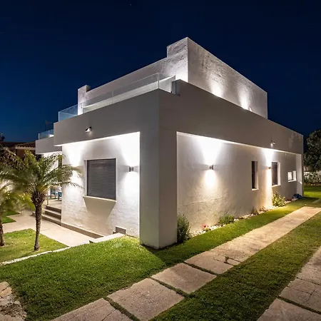 Monaco, Beachfront, Private Swimming Pool 30m From The וילה קוניל דה לה פרונטרה
