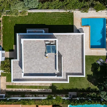 Monaco, Beachfront, Private Swimming Pool 30m From The